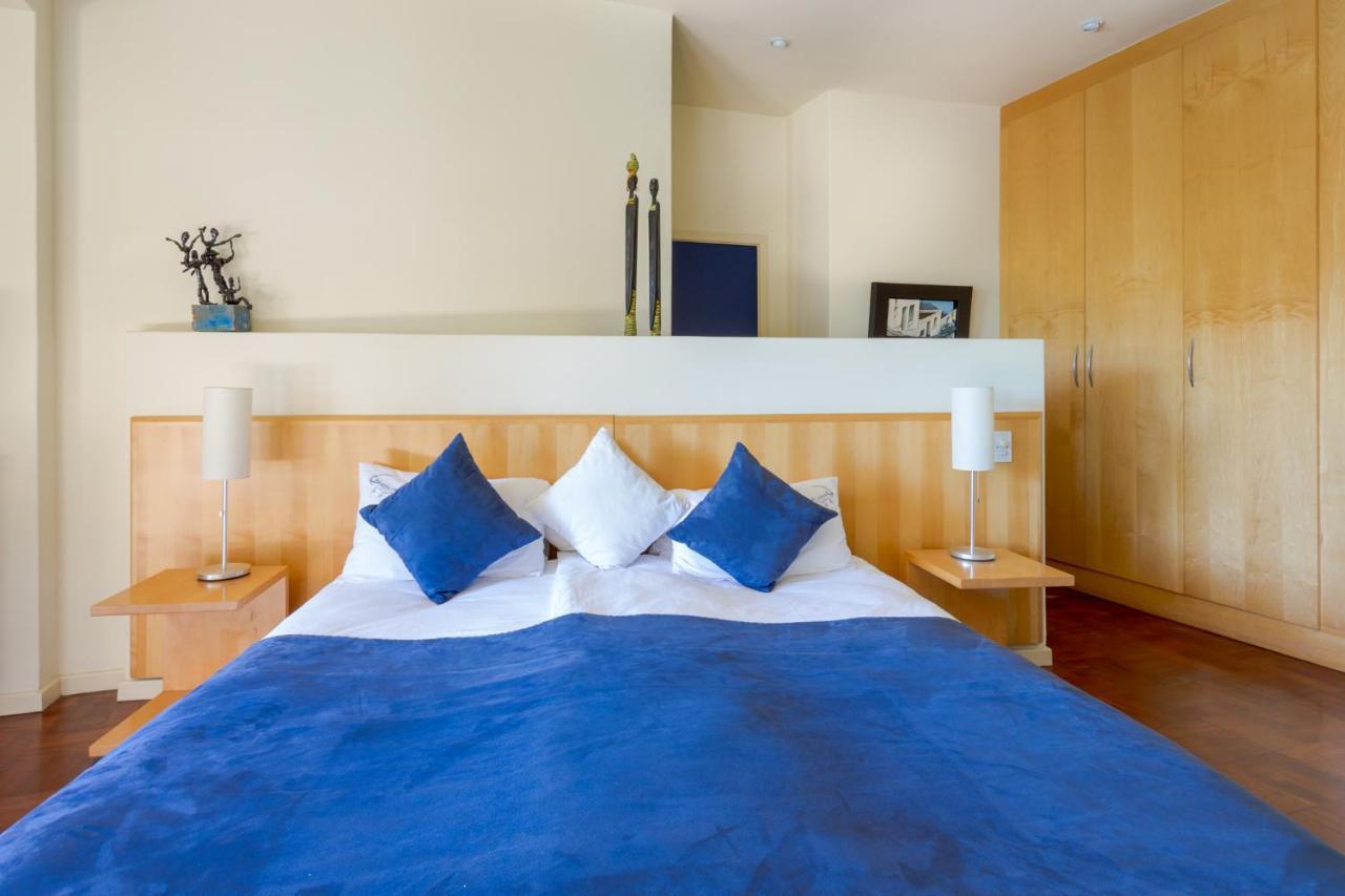 Lezard Bleu Guest House 케이프타운 외부 사진